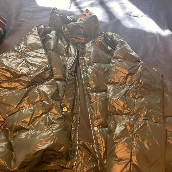 Army green S-Deer goose feather bomber jacket - Picture 4 of 7